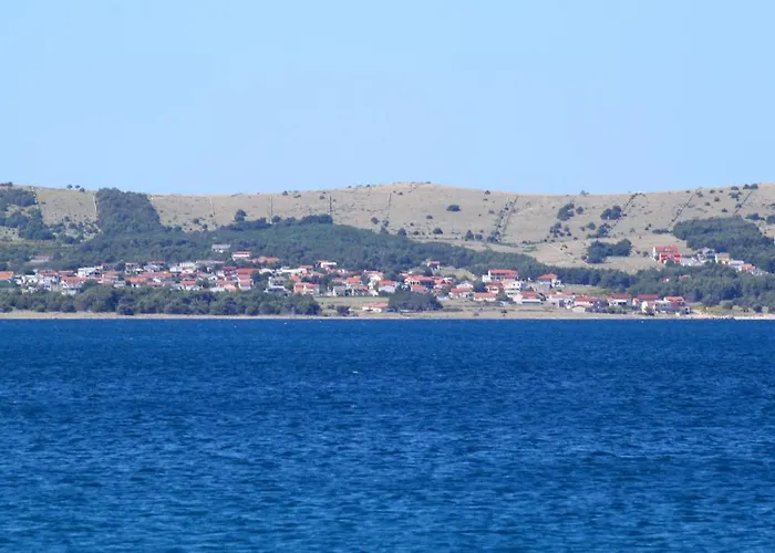 Appartement By The Sea - 19217 Vir